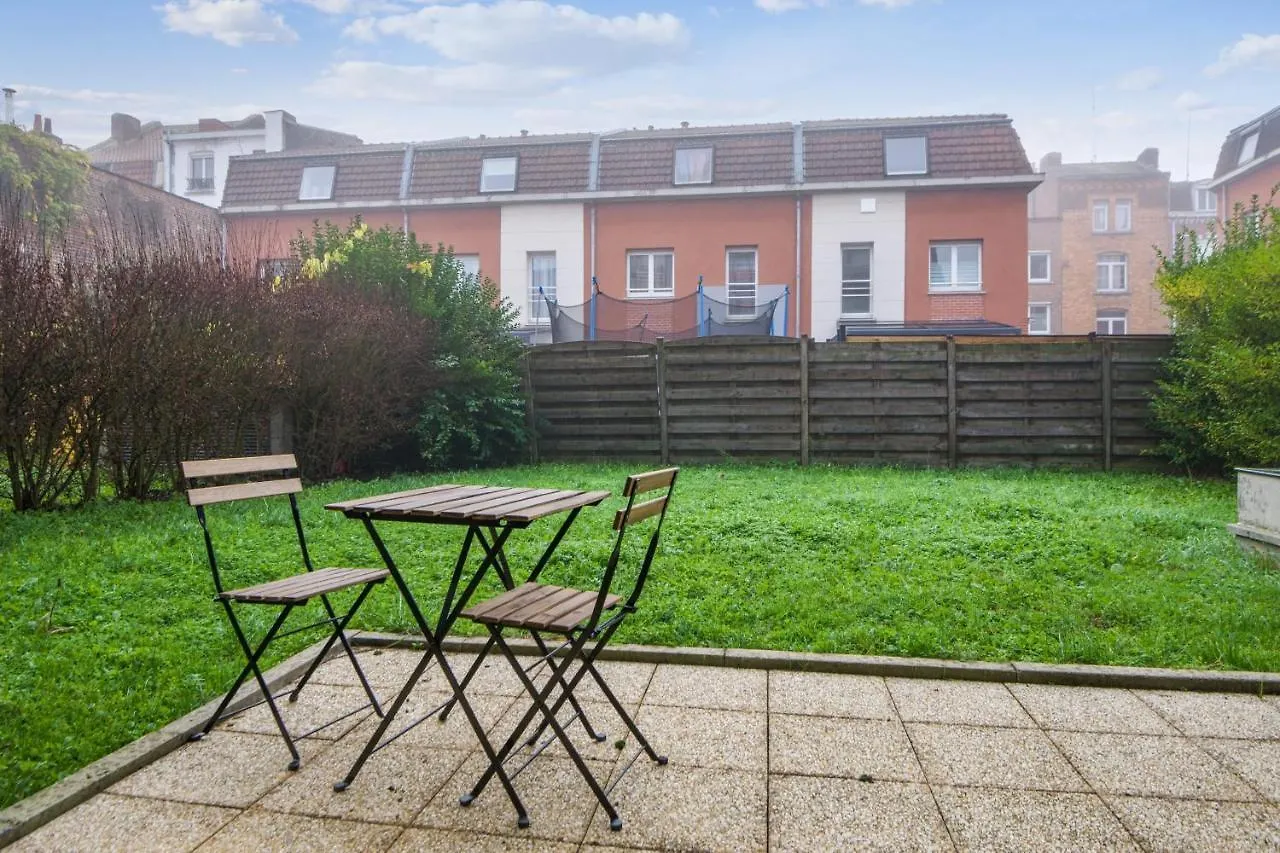Cozy Apartment With Parking Space And Garden - Welkeys La Madeleine
