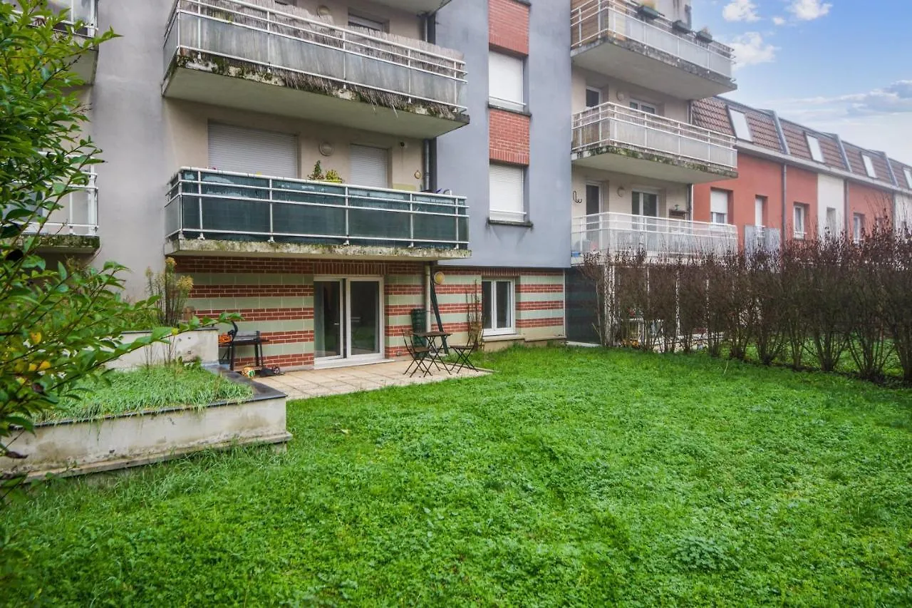 Cozy Apartment With Parking Space And Garden - Welkeys La Madeleine